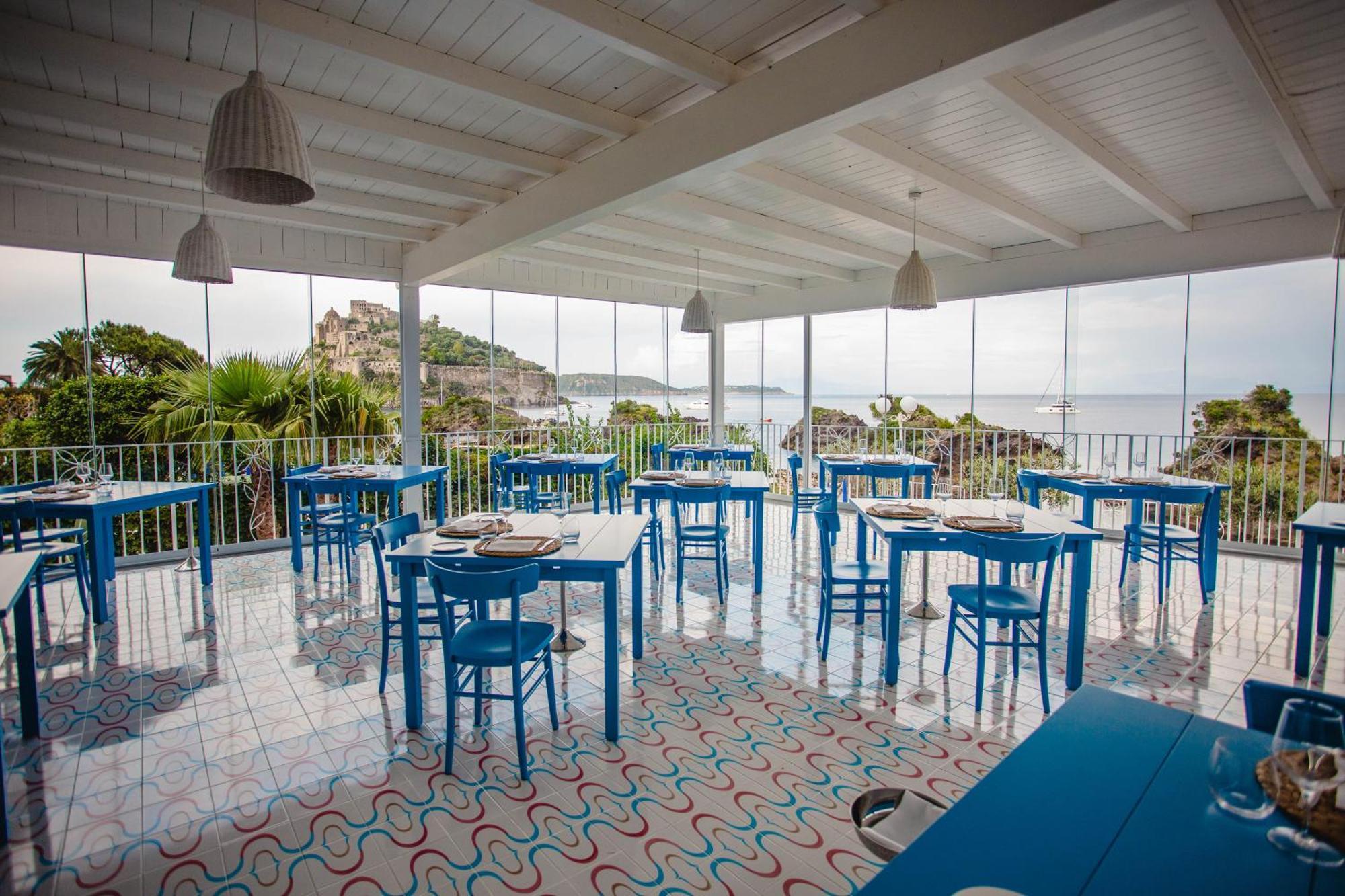 Strand Hotel Delfini Искья Экстерьер фото