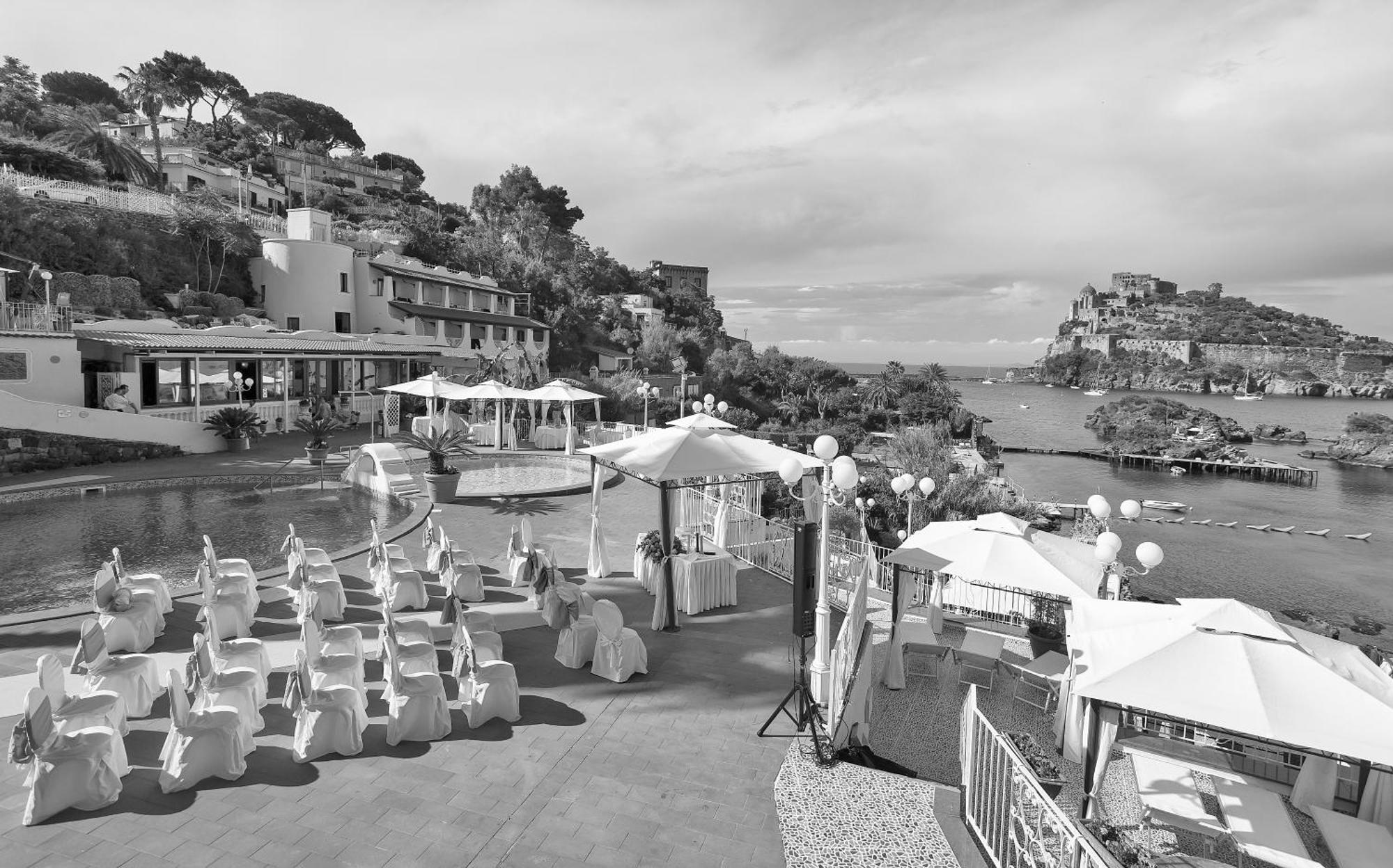 Strand Hotel Delfini Искья Экстерьер фото