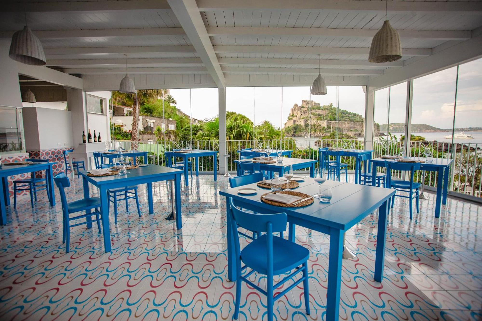 Strand Hotel Delfini Искья Экстерьер фото